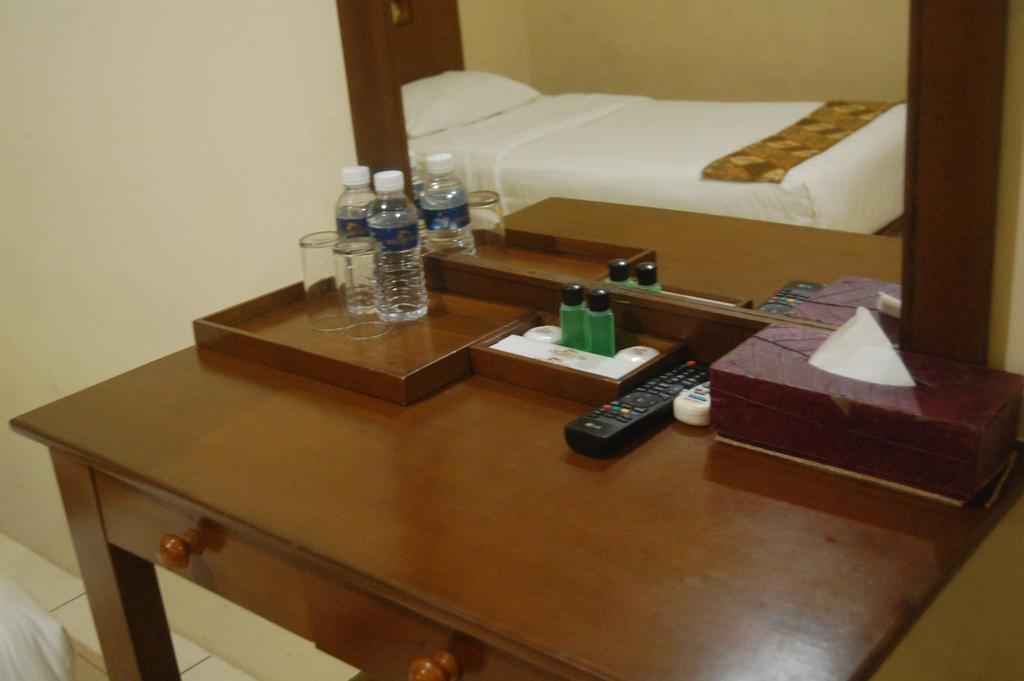 Sagan Huis Hotel Yogyakarta Exterior foto