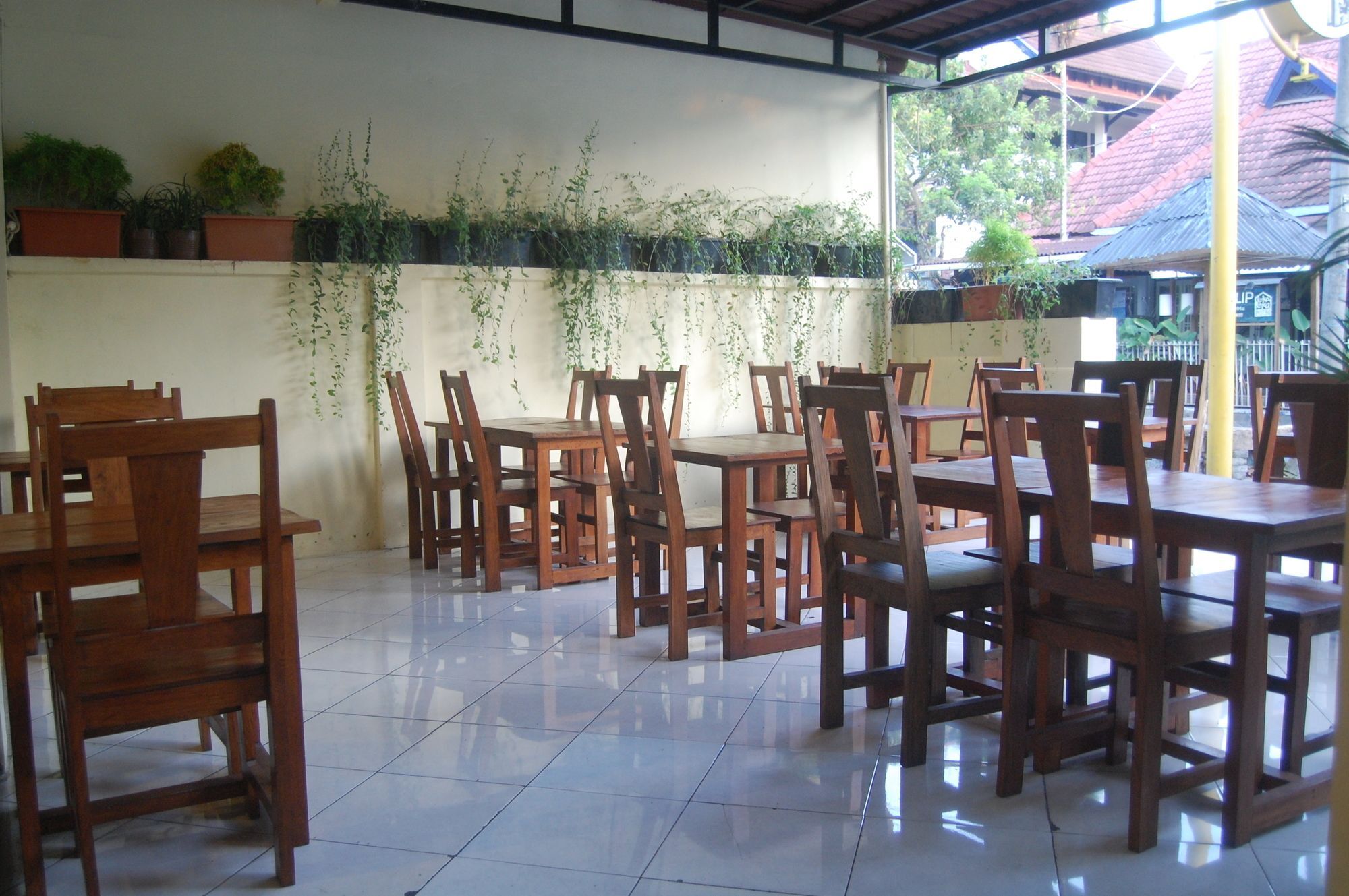Sagan Huis Hotel Yogyakarta Exterior foto