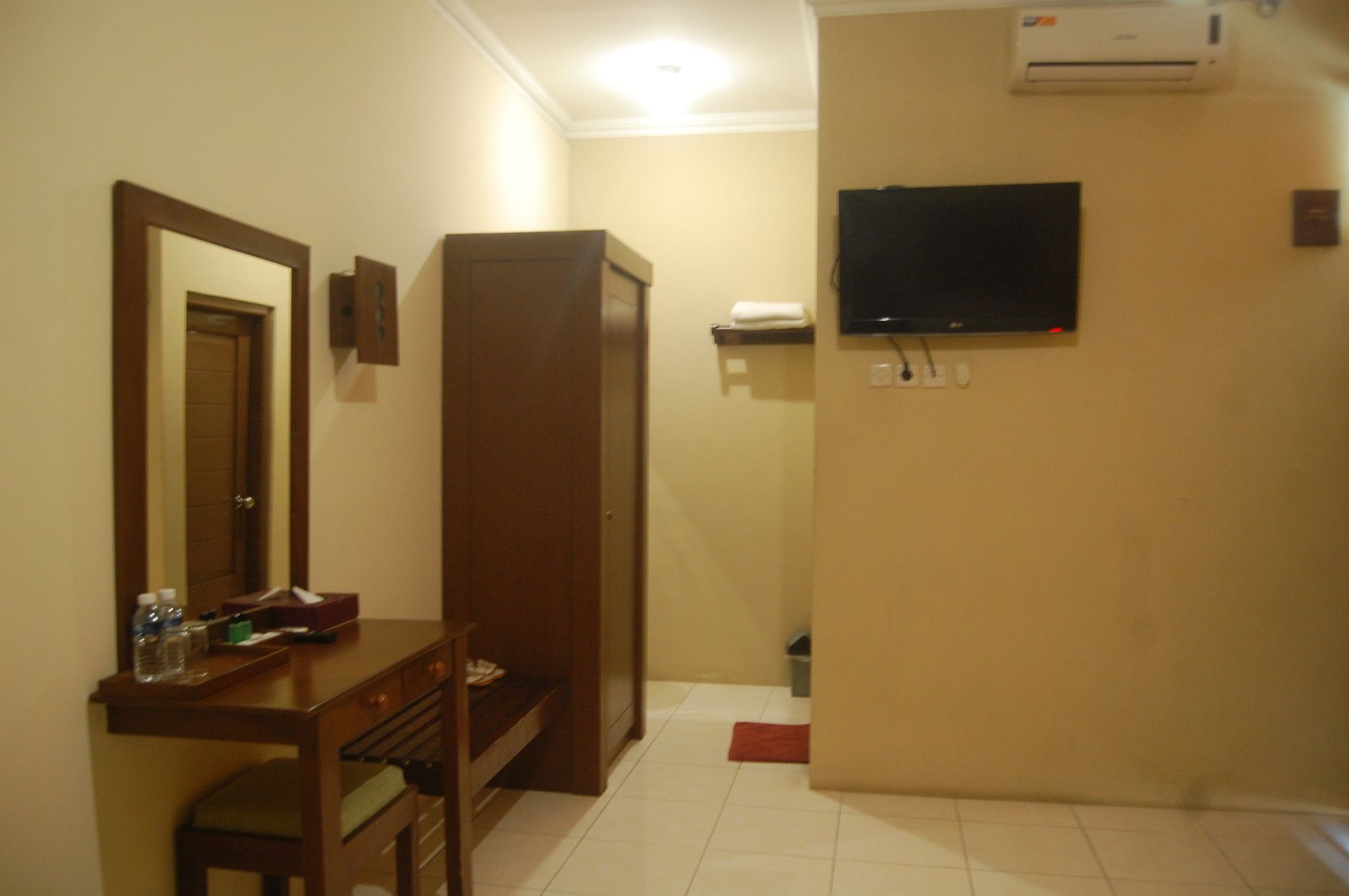 Sagan Huis Hotel Yogyakarta Exterior foto