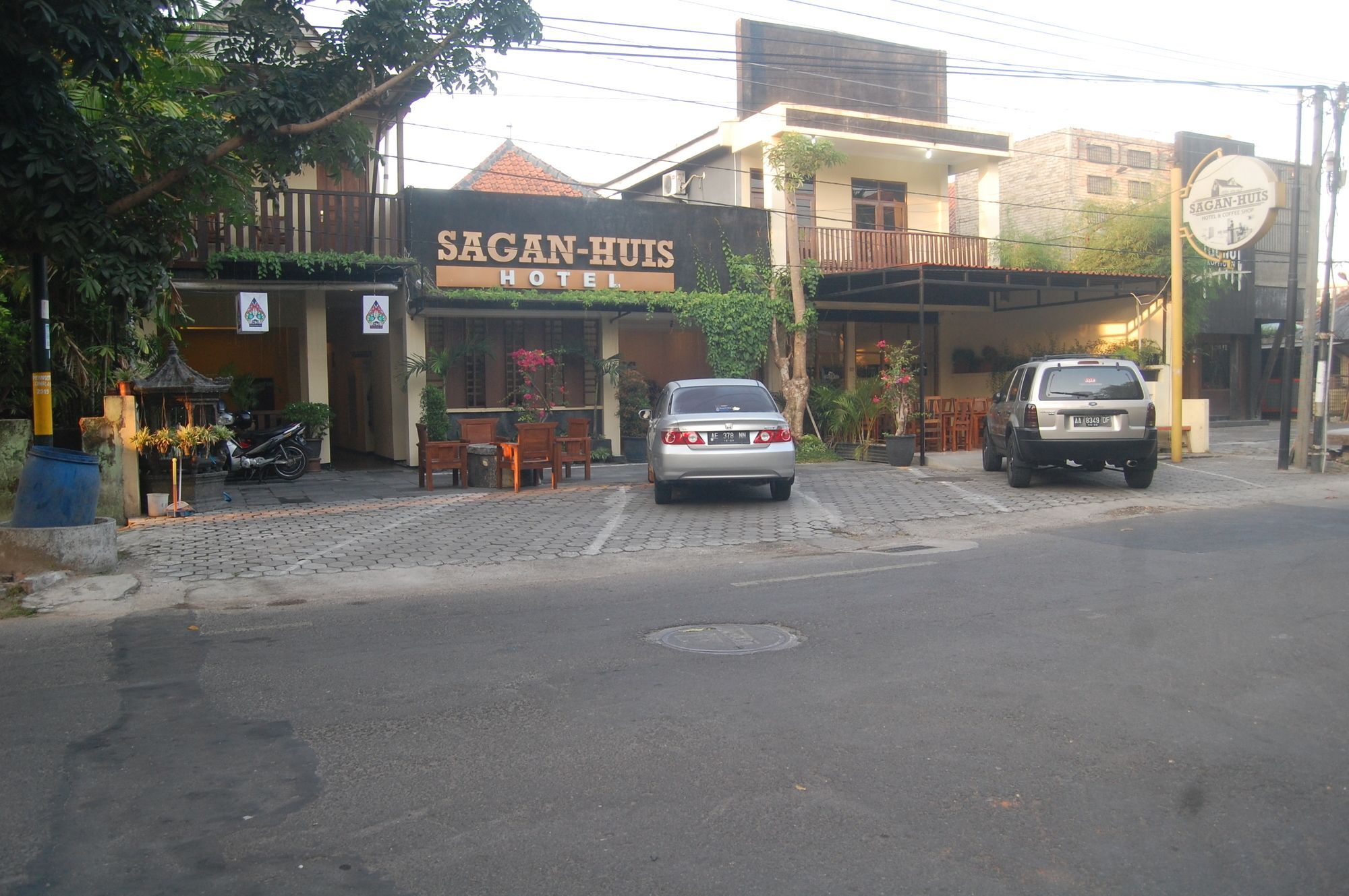 Sagan Huis Hotel Yogyakarta Exterior foto